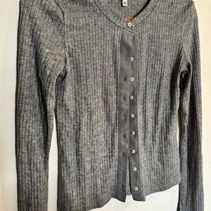 Gray Metallic Ribbed Button-Up Cardigan